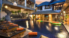 Talay Naiharn Hotel